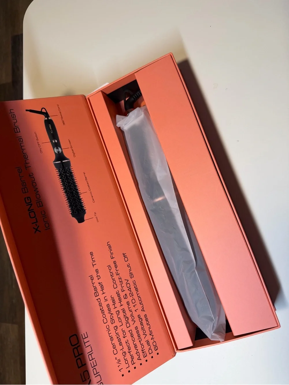 Superlite Black Ionic Blowout Thermal Brush - Men Grooming